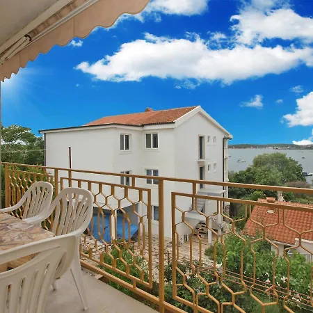 Medulinka 1704 * Μεντουλίν