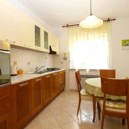 Apartment Medulinka 1704