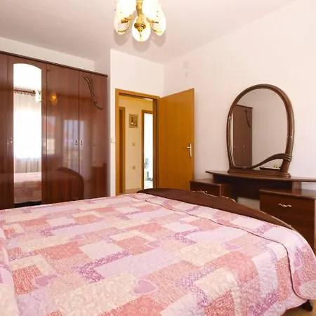 Apartment Medulinka 1704