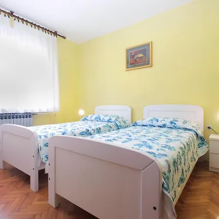 Apartment Medulinka 1704